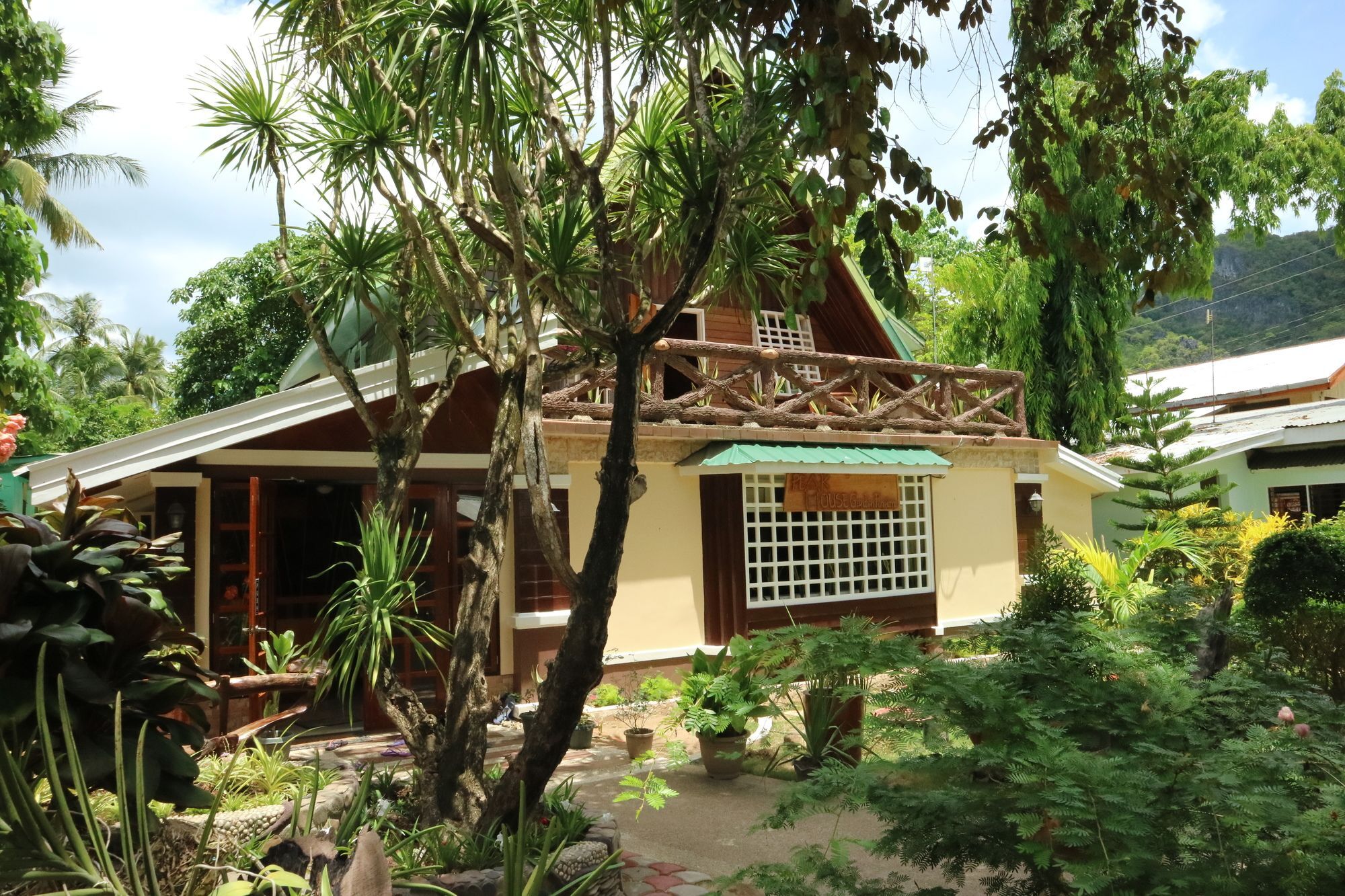 Peak House Garden Pension El Nido Exteriör bild